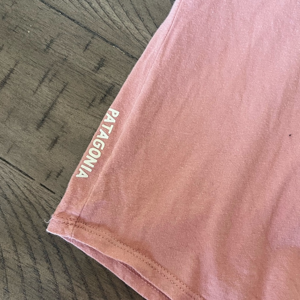 Patagonia Short Sleeve Shirt - Picture 2 of 4